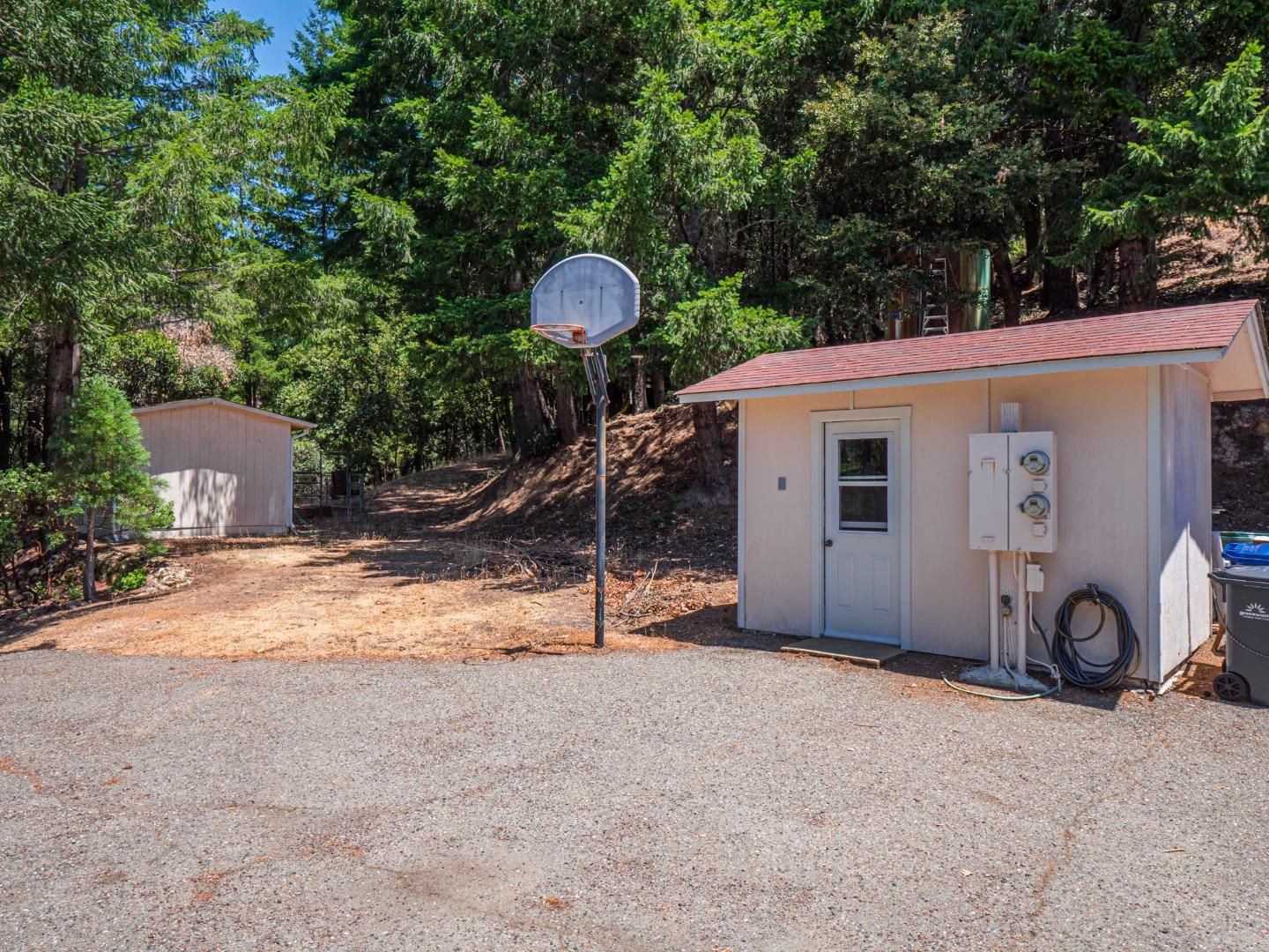 Detail Gallery Image 48 of 48 For 12333 Indian Trail Rd, Los Gatos,  CA 95033 - 4 Beds | 3/1 Baths