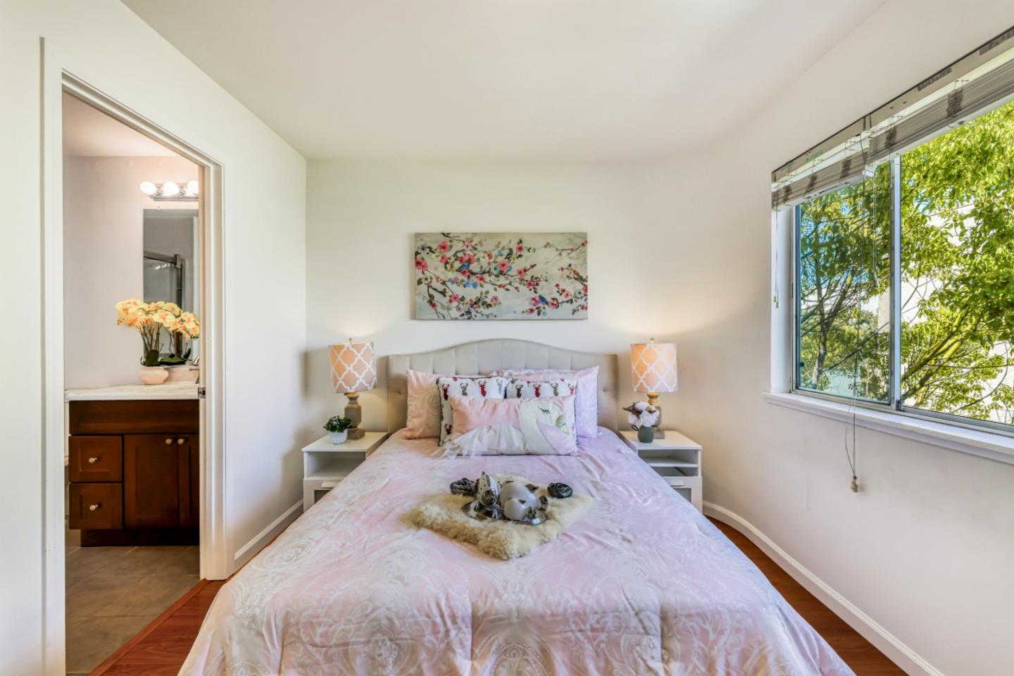 Detail Gallery Image 18 of 42 For 2585 Park Blvd #Z206,  Palo Alto,  CA 94306 - 2 Beds | 2/1 Baths