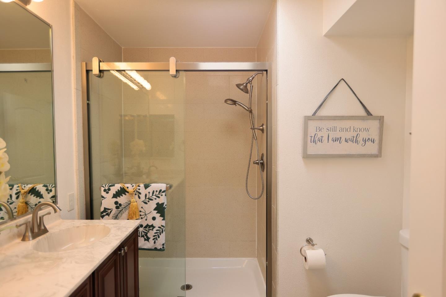 Detail Gallery Image 24 of 42 For 2585 Park Blvd #Z206,  Palo Alto,  CA 94306 - 2 Beds | 2/1 Baths