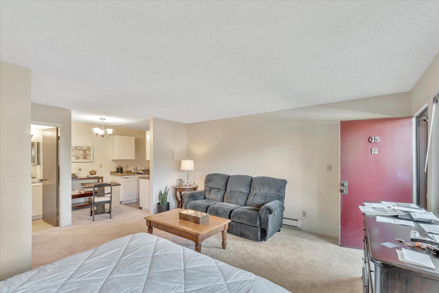 Detail Gallery Image 6 of 19 For 406 Boardwalk Ave #15,  San Bruno,  CA 94066 - 0 Beds | 1 Baths