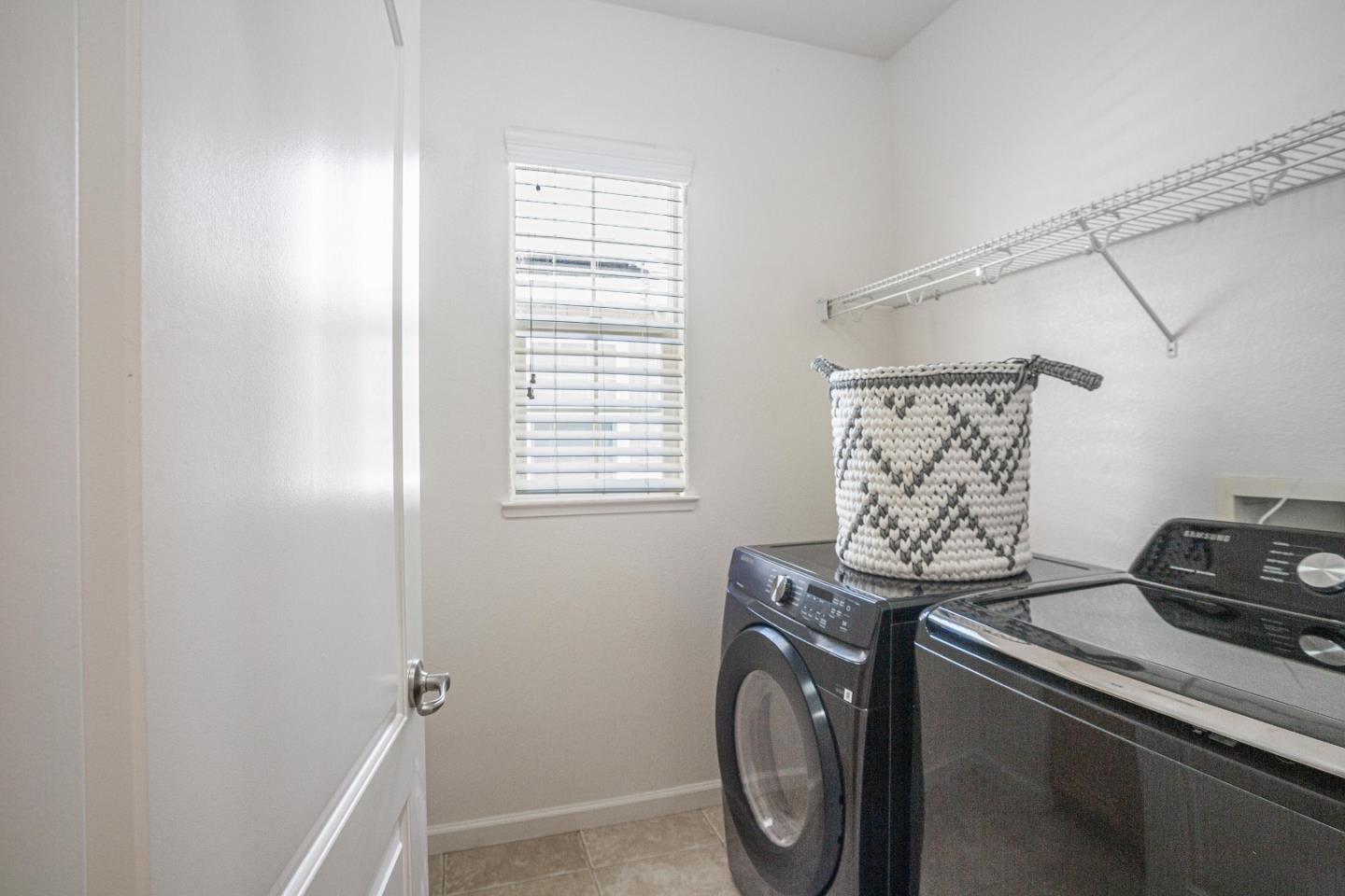 Detail Gallery Image 45 of 54 For 8123 Carlisle Way, Vallejo,  CA 94591 - 4 Beds | 2/1 Baths