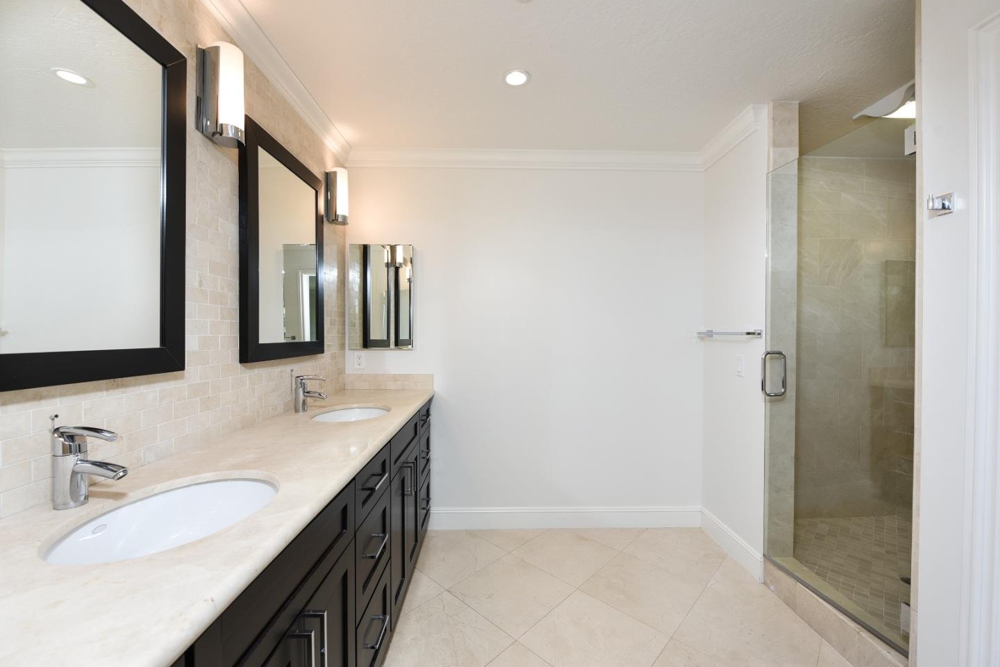 Detail Gallery Image 18 of 21 For 101 Leland Ave, Menlo Park,  CA 94025 - 3 Beds | 2 Baths