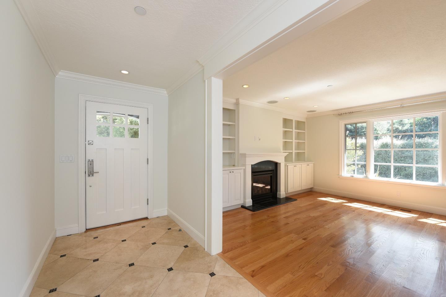 Detail Gallery Image 3 of 21 For 101 Leland Ave, Menlo Park,  CA 94025 - 3 Beds | 2 Baths