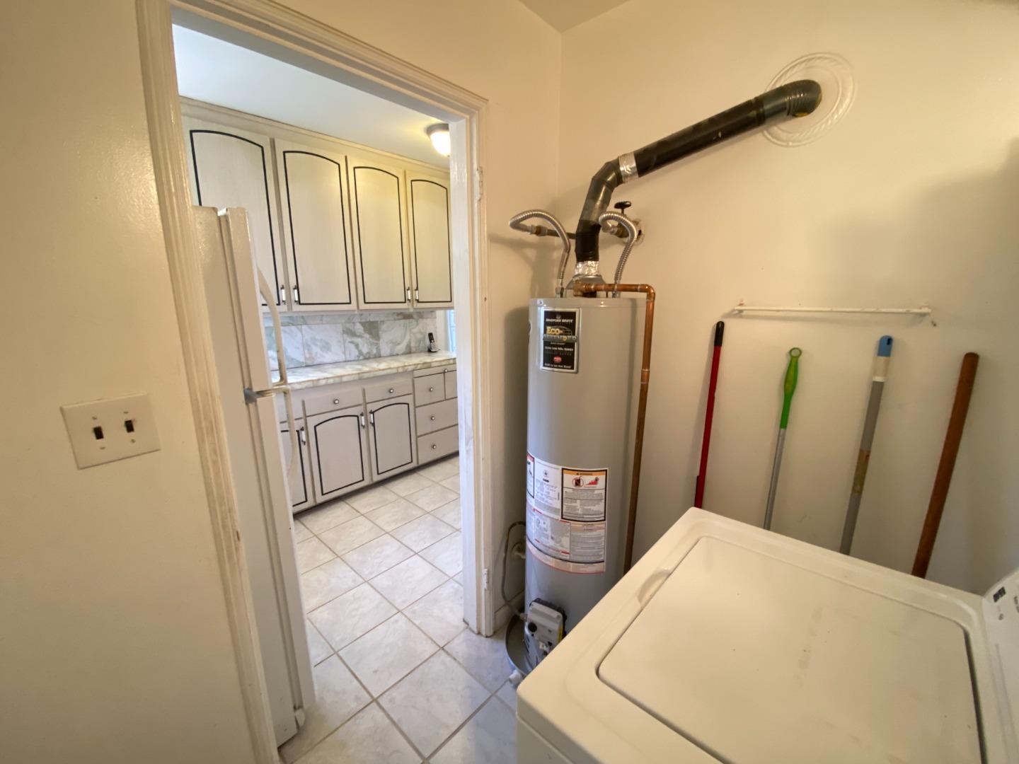 Detail Gallery Image 35 of 37 For 1615 82nd Ave, Oakland,  CA 94621 - 2 Beds | 1 Baths