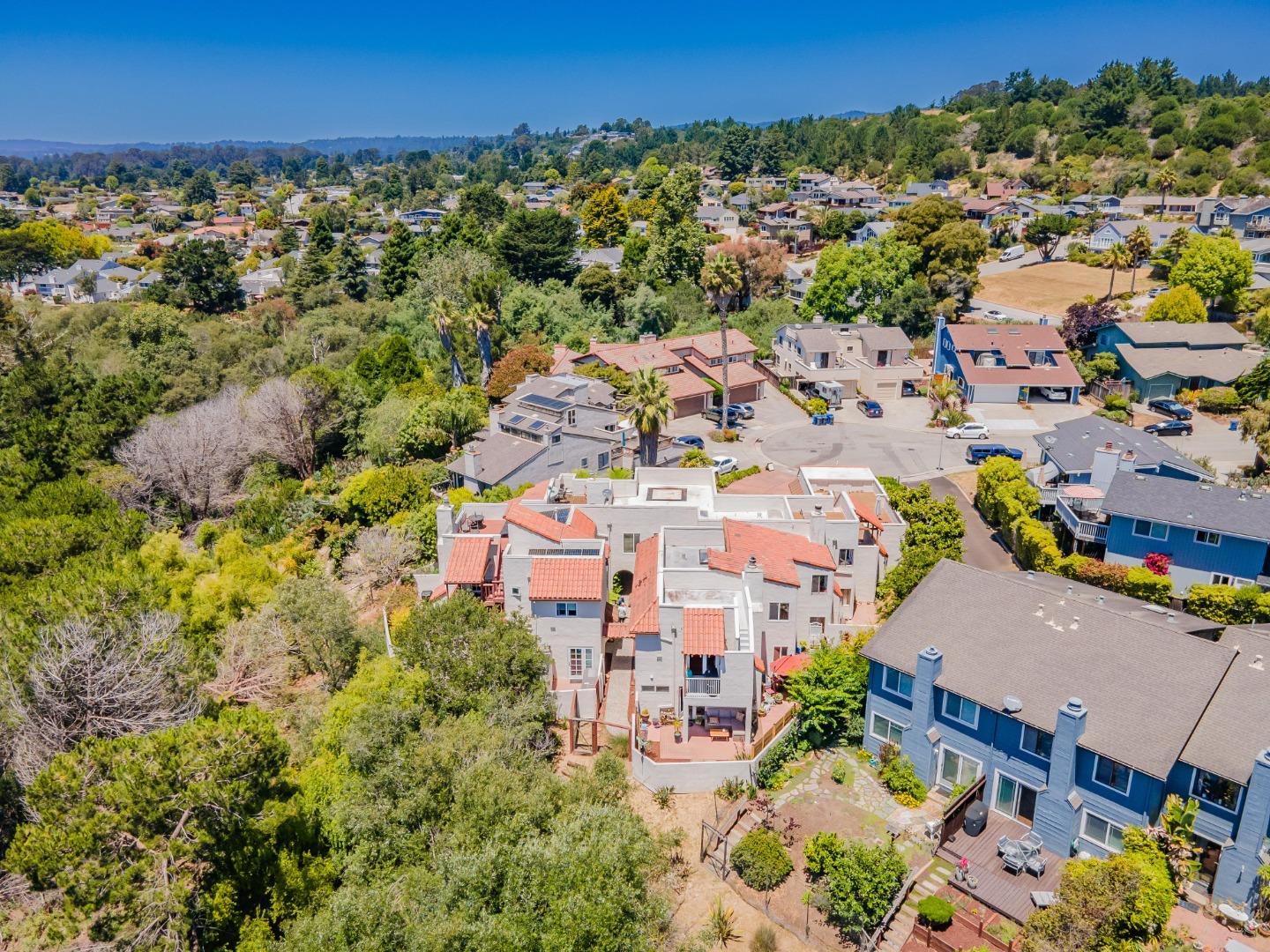 Detail Gallery Image 37 of 56 For 147 Farallon Ct, Aptos,  CA 95003 - 3 Beds | 2/1 Baths