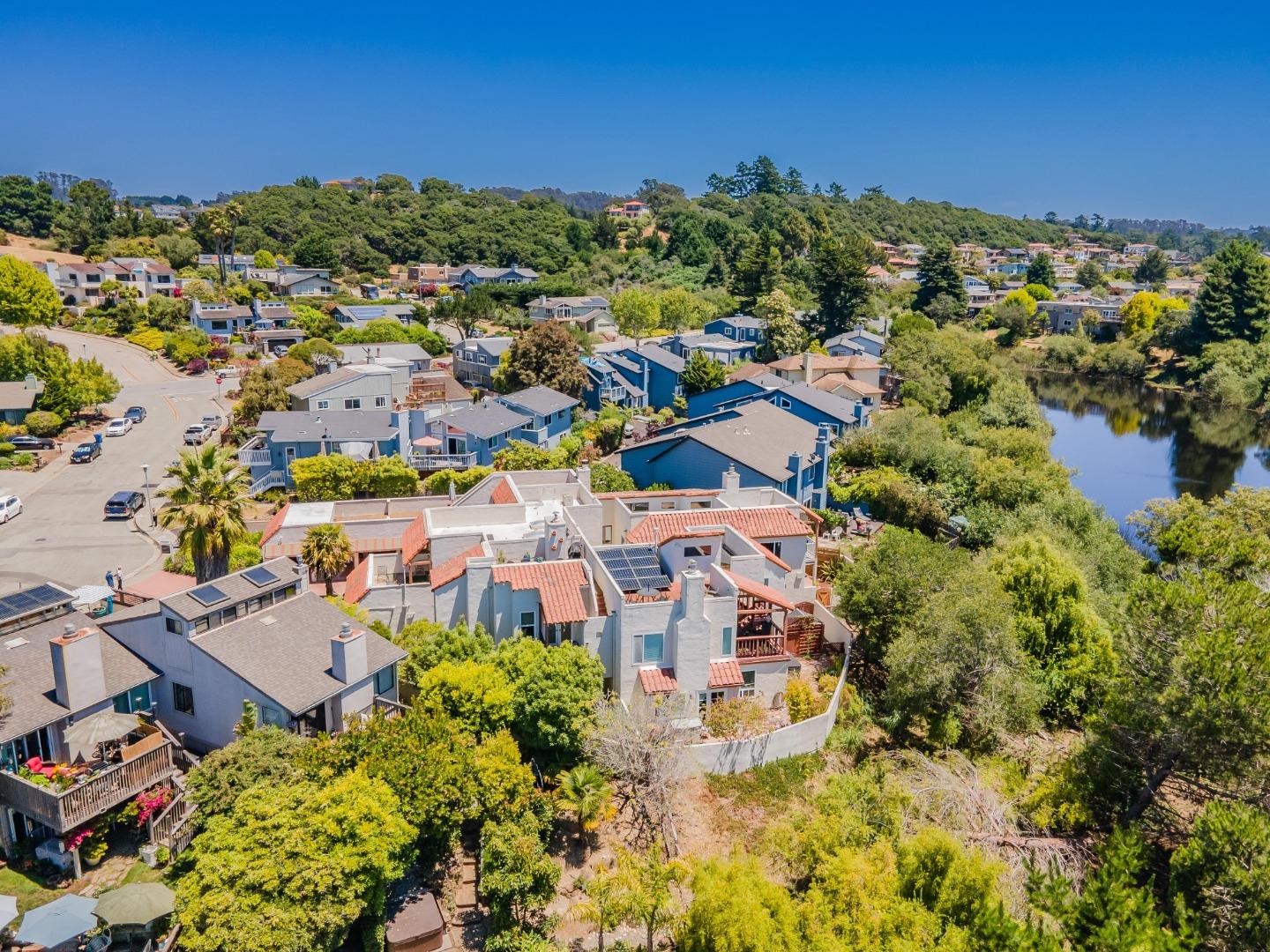 Detail Gallery Image 52 of 56 For 147 Farallon Ct, Aptos,  CA 95003 - 3 Beds | 2/1 Baths