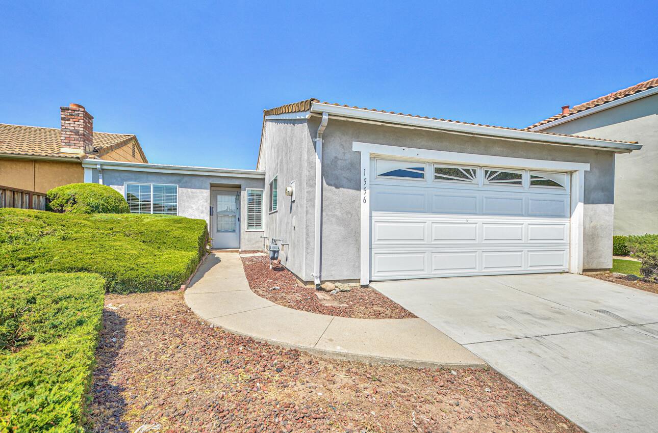 Detail Gallery Image 1 of 1 For 1556 Cherokee Dr, Salinas,  CA 93906 - 3 Beds | 2 Baths