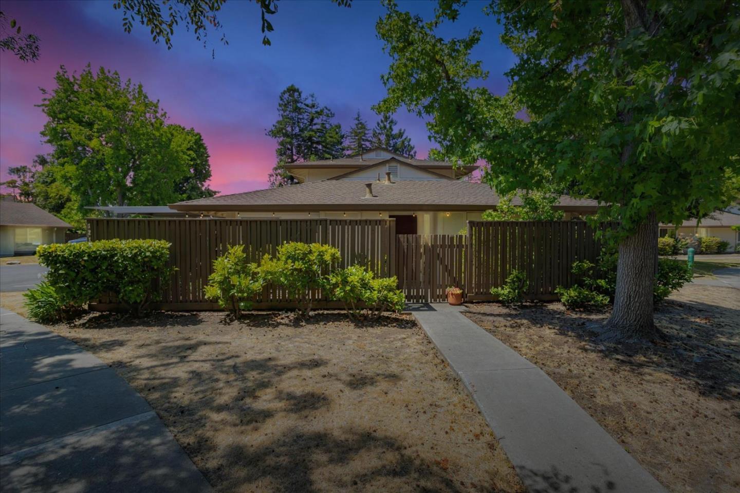 Detail Gallery Image 1 of 1 For 171 Palo Verde Ter, Santa Cruz,  CA 95060 - 2 Beds | 1 Baths