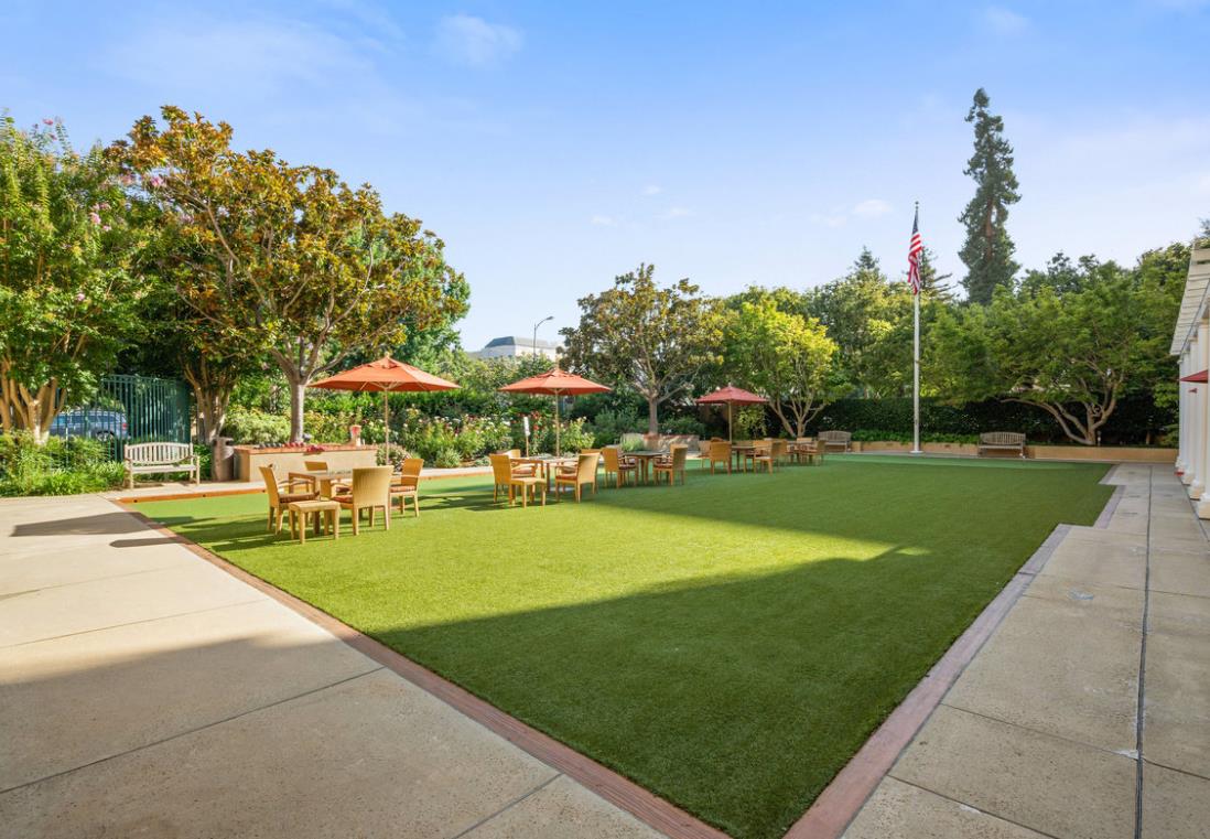 Detail Gallery Image 2 of 7 For 1 Baldwin Ave #221,  San Mateo,  CA 94401 - 1 Beds | 1 Baths