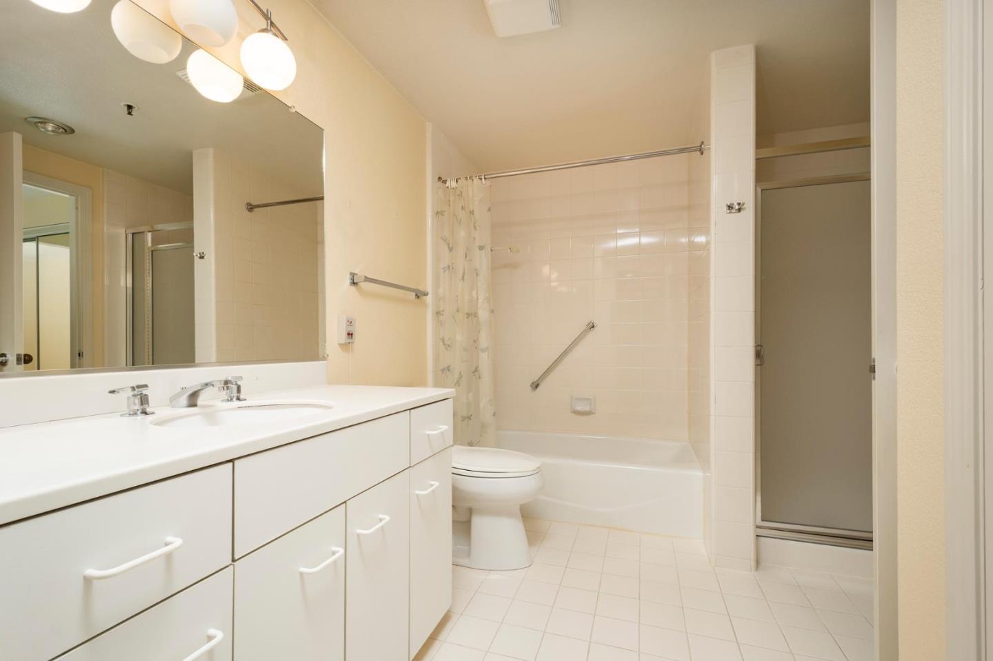 Detail Gallery Image 7 of 7 For 1 Baldwin Ave #221,  San Mateo,  CA 94401 - 1 Beds | 1 Baths