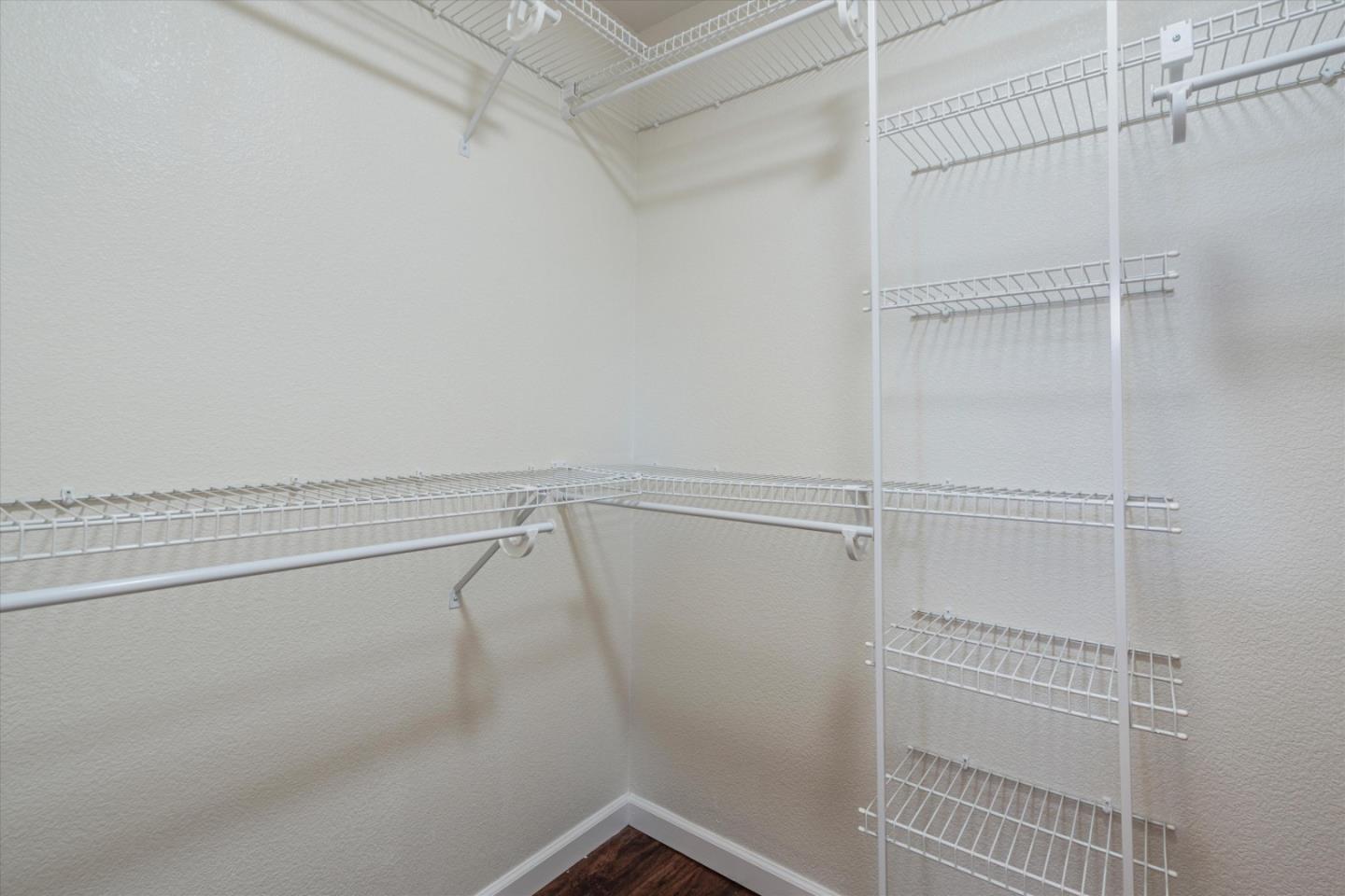 Detail Gallery Image 31 of 51 For 100 Baltic Cir #132,  Redwood City,  CA 94065 - 2 Beds | 1/1 Baths