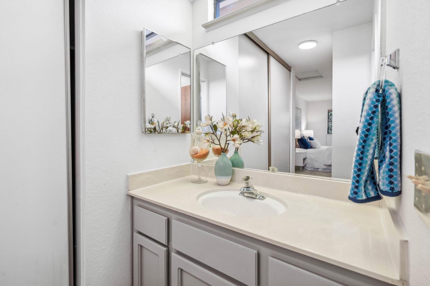 Detail Gallery Image 19 of 29 For 2031 Holly Branch Ct, Santa Clara,  CA 95050 - 2 Beds | 1/1 Baths