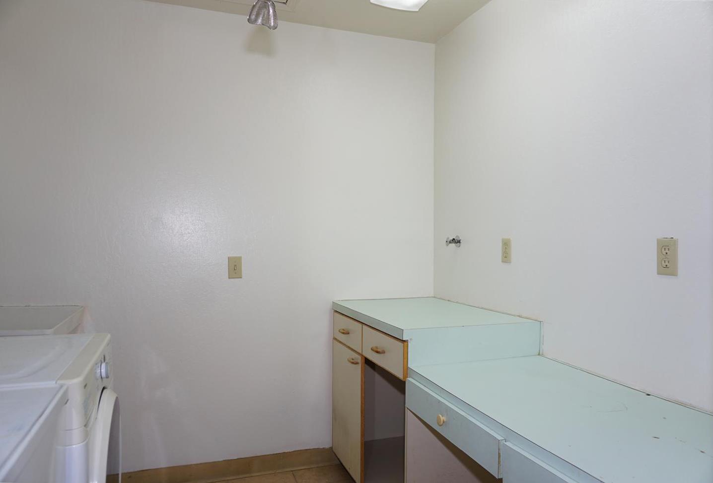 Detail Gallery Image 11 of 27 For 2114 Senter Rd #25,  San Jose,  CA 95112 - – Beds | – Baths