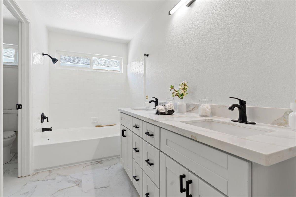 Detail Gallery Image 18 of 40 For 5238 Countryside Ln, San Jose,  CA 95136 - 3 Beds | 2/1 Baths