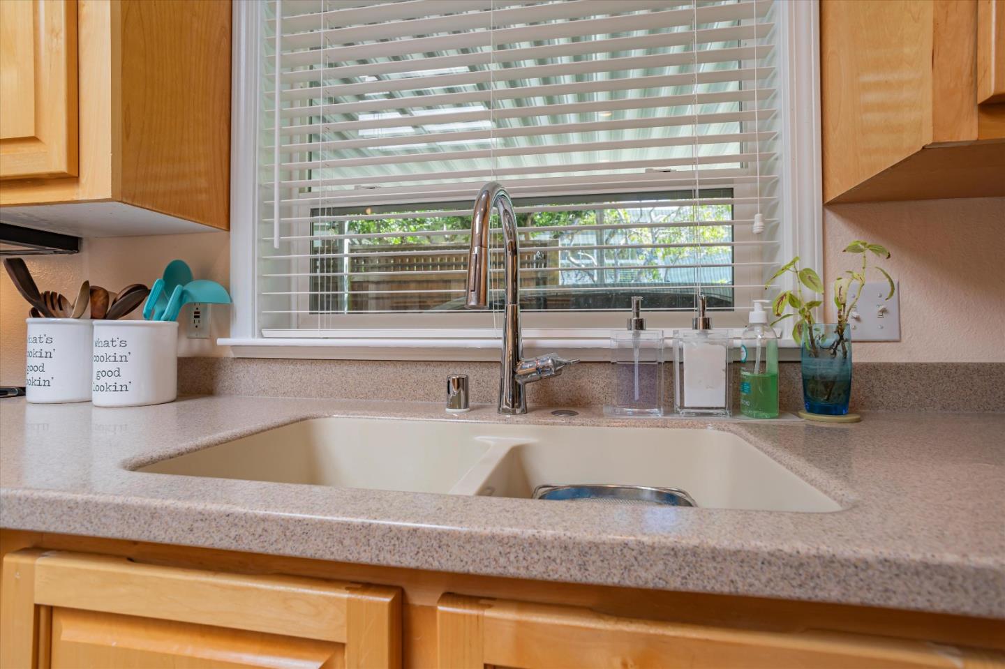 Detail Gallery Image 13 of 58 For 300 Plum St #111,  Capitola,  CA 95010 - 2 Beds | 2 Baths