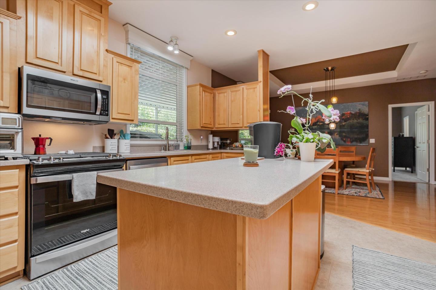 Detail Gallery Image 14 of 58 For 300 Plum St #111,  Capitola,  CA 95010 - 2 Beds | 2 Baths