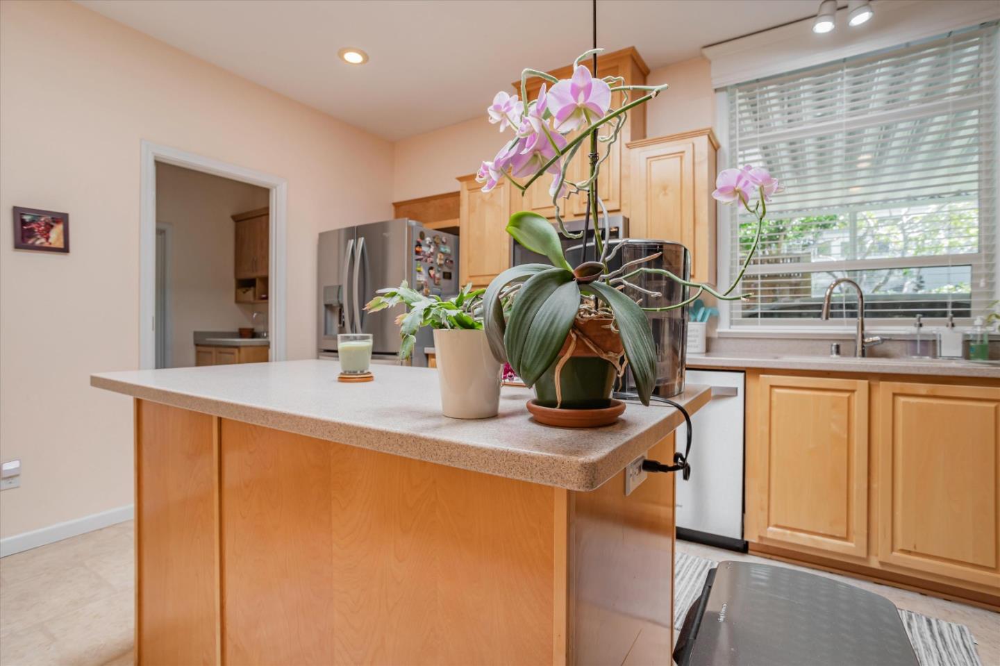 Detail Gallery Image 16 of 58 For 300 Plum St #111,  Capitola,  CA 95010 - 2 Beds | 2 Baths