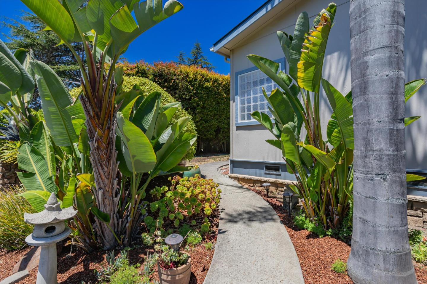 Detail Gallery Image 5 of 58 For 300 Plum St #111,  Capitola,  CA 95010 - 2 Beds | 2 Baths