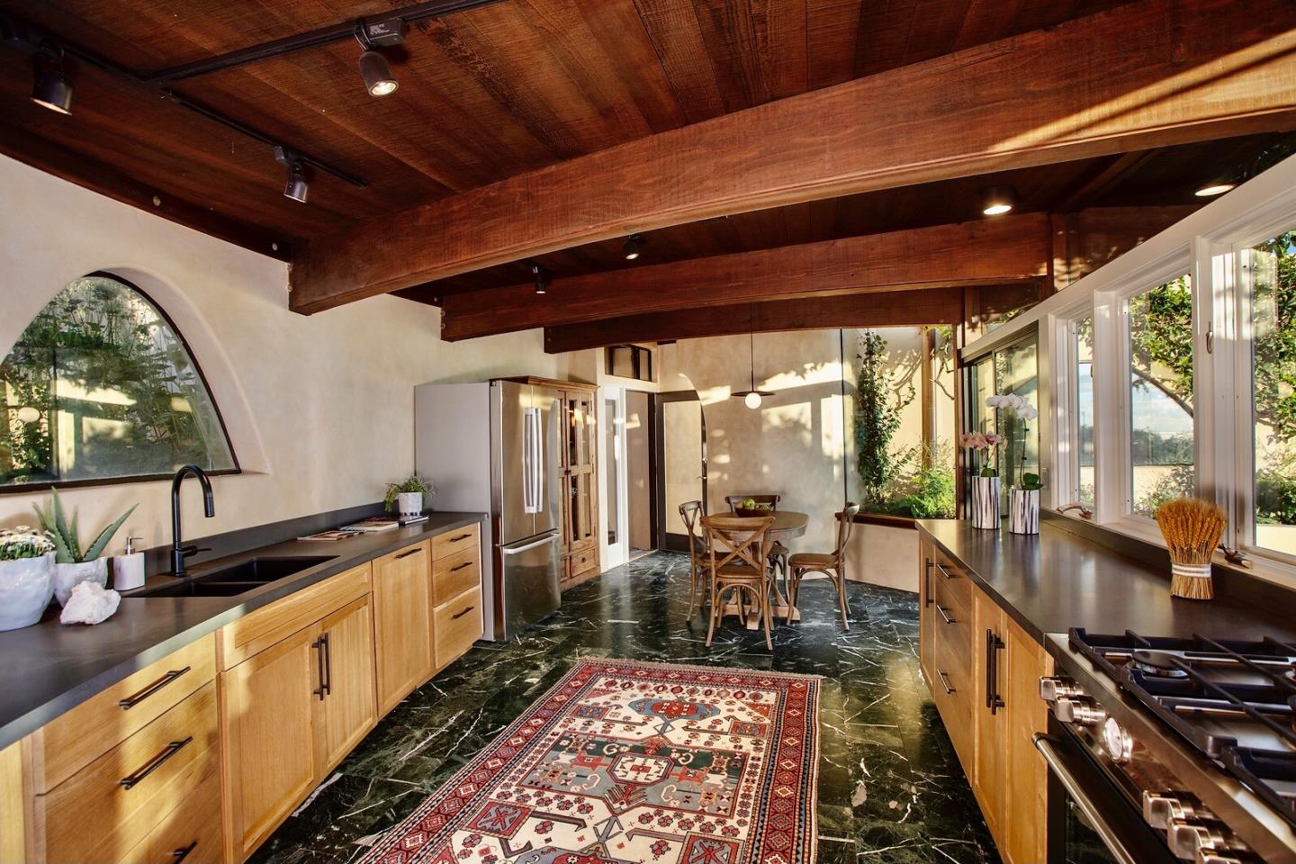 Detail Gallery Image 24 of 39 For 46304 Pfeiffer Ridge Rd, Big Sur,  CA 93920 - 4 Beds | 4 Baths