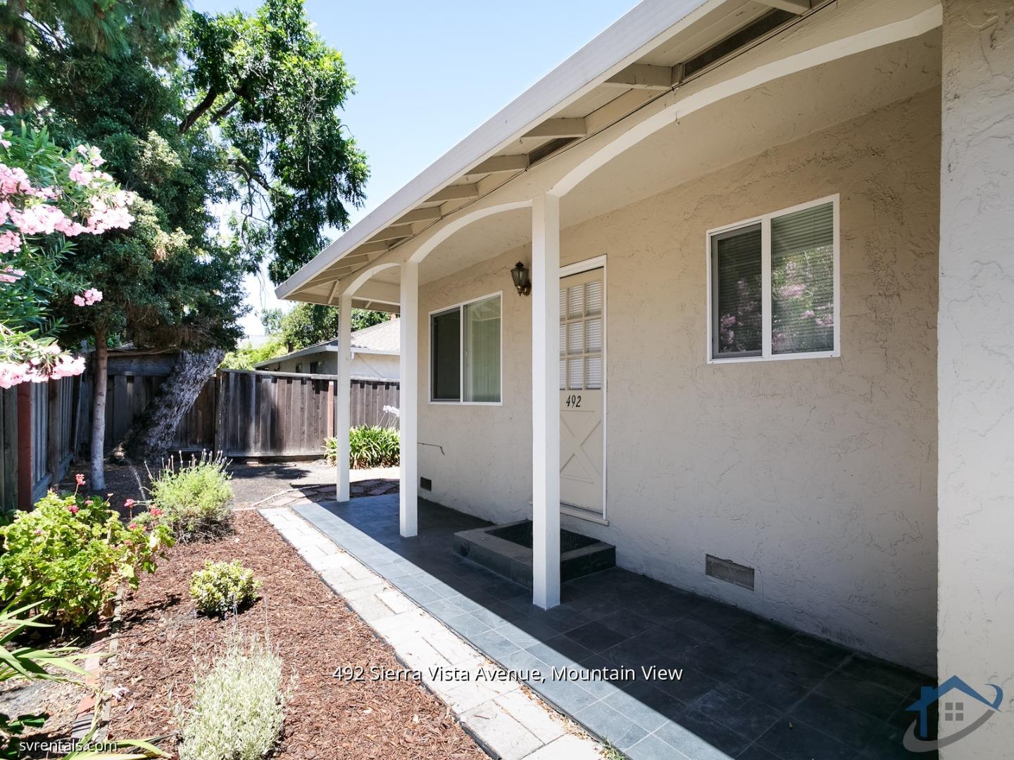 Detail Gallery Image 1 of 18 For 492 Sierra Vista, Mountain View,  CA 94043 - 2 Beds | 1 Baths