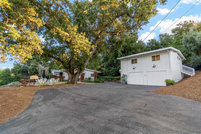 Detail Gallery Image 33 of 44 For 26928 Elena Rd, Los Altos Hills,  CA 94022 - 3 Beds | 2 Baths