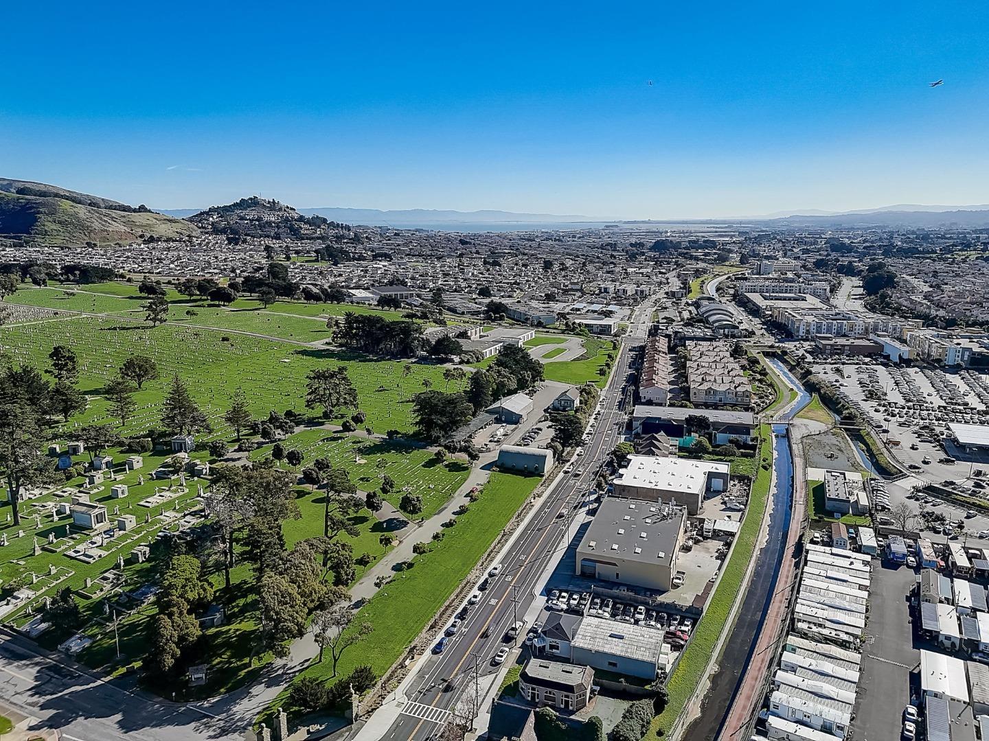 Detail Gallery Image 30 of 32 For 1700 El Camino Real #17-11,  South San Francisco,  CA 94080 - 2 Beds | 1 Baths