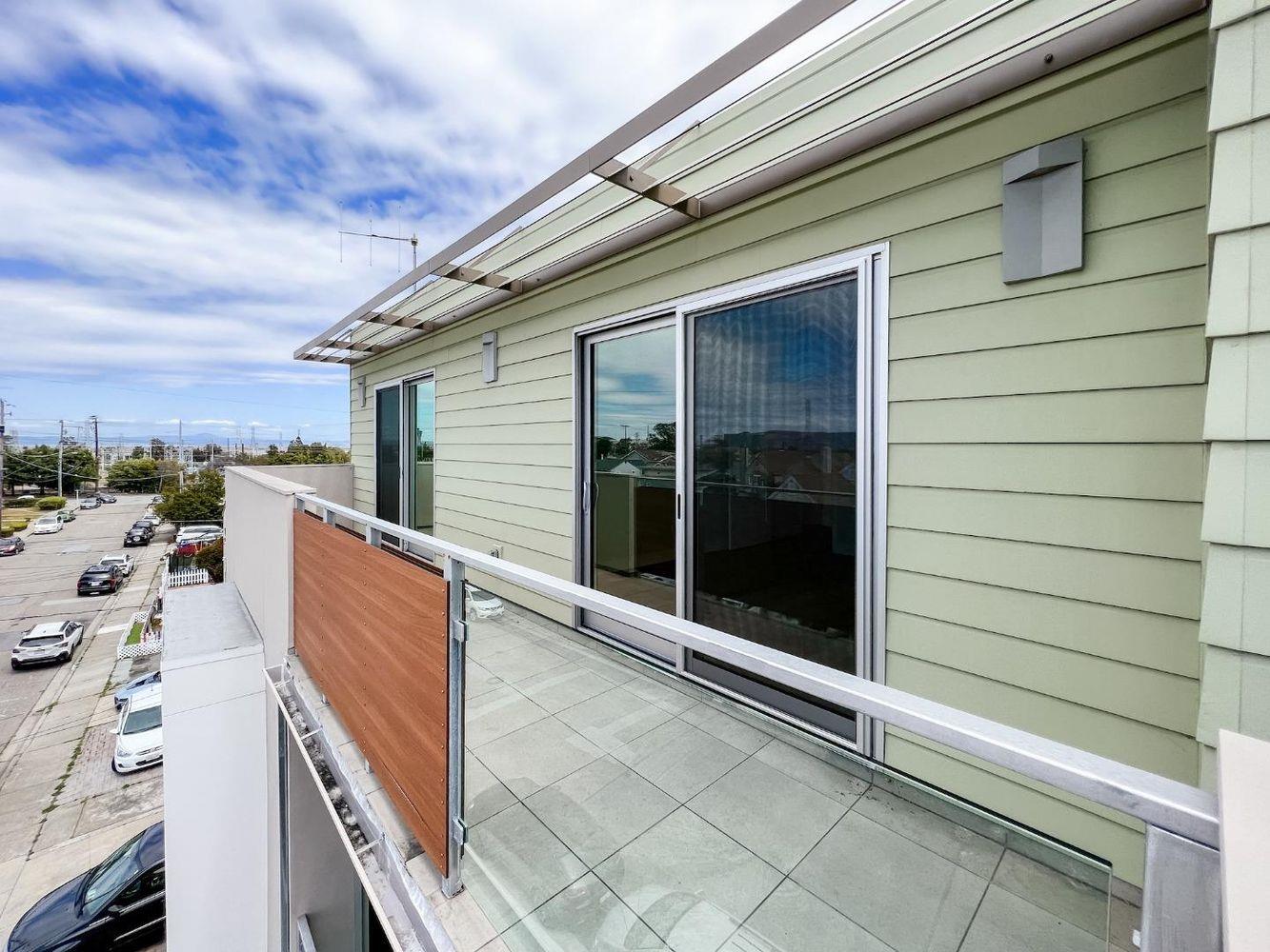 Detail Gallery Image 22 of 22 For 30 Hermosa Ave Ph3,  Millbrae,  CA 94030 - 3 Beds | 2 Baths