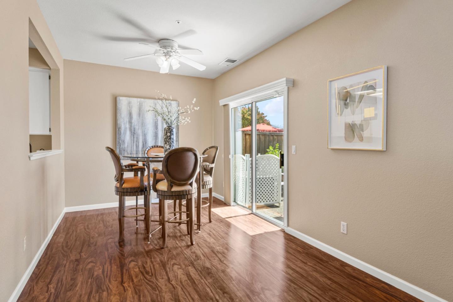 Detail Gallery Image 18 of 39 For 1520 Seville Dr, Morgan Hill,  CA 95037 - 3 Beds | 2/1 Baths