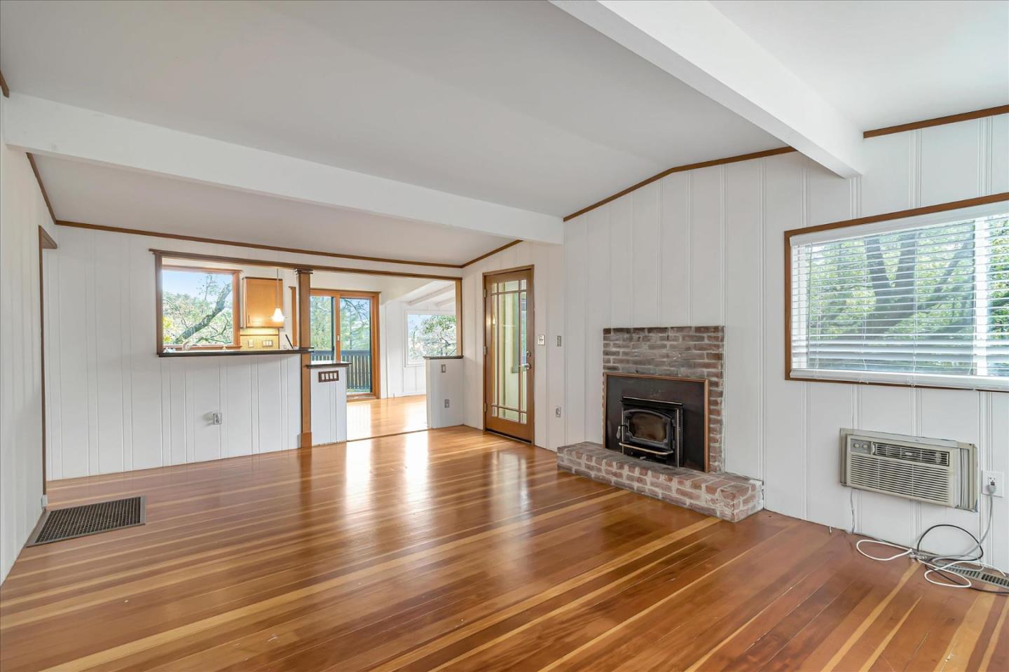 Detail Gallery Image 1 of 1 For 18 Monte Vista Rd, Orinda,  CA 94563 - 2 Beds | 2 Baths