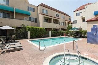 Detail Gallery Image 7 of 7 For 117 California Ave #D405,  Palo Alto,  CA 94306 - 1 Beds | 1 Baths