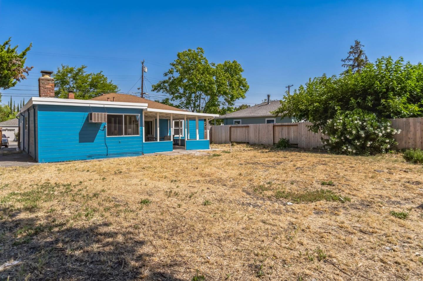 Detail Gallery Image 32 of 33 For 3612 Los Flores Ave, Concord,  CA 94519 - 3 Beds | 1 Baths