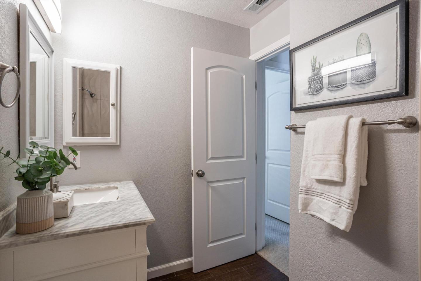 Detail Gallery Image 14 of 28 For 1609 Thorncrest Dr, San Jose,  CA 95131 - 2 Beds | 2 Baths