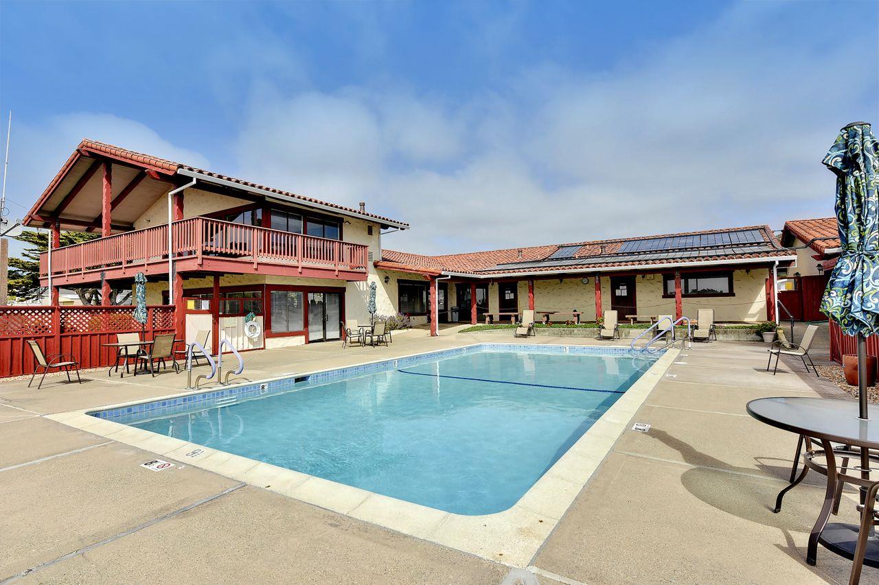 Detail Gallery Image 29 of 30 For 14 Oceanview Ave #14,  Half Moon Bay,  CA 94019 - 3 Beds | 2 Baths