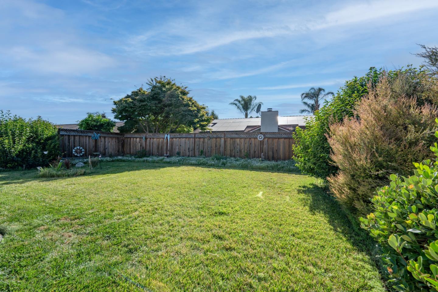 Detail Gallery Image 10 of 38 For 1320 Trieste Dr, Hollister,  CA 95023 - 3 Beds | 2/1 Baths