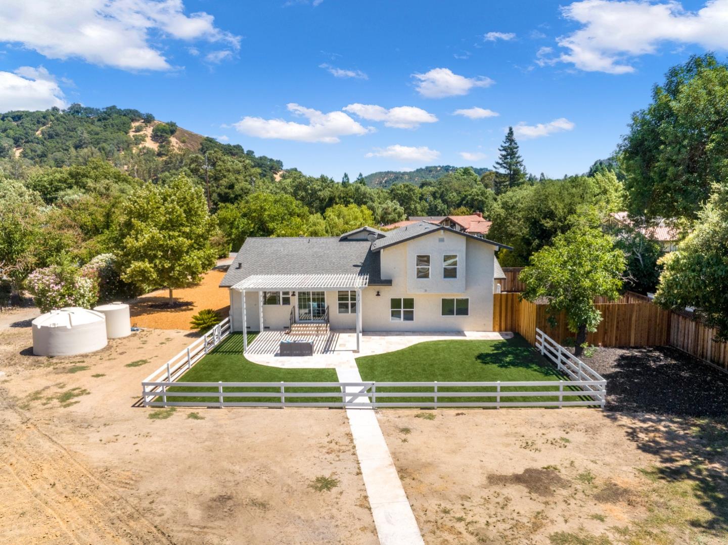 Detail Gallery Image 40 of 43 For 1921 W Edmundson Ave, Morgan Hill,  CA 95037 - 4 Beds | 3/1 Baths