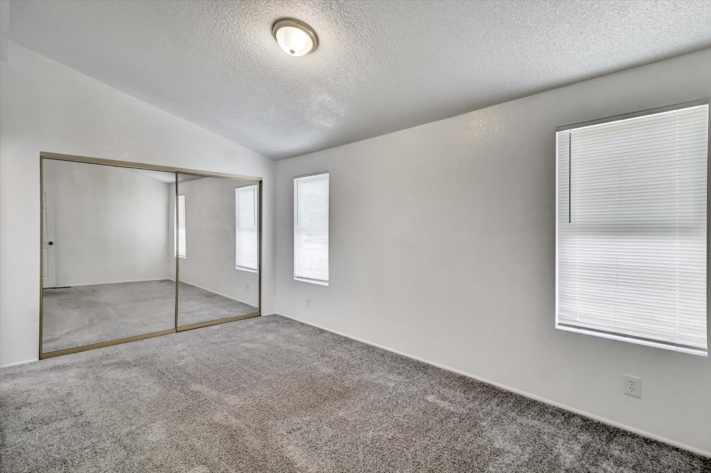 Detail Gallery Image 24 of 37 For 3015 E Bayshore Rd #129,  Redwood City,  CA 94063 - 3 Beds | 2 Baths