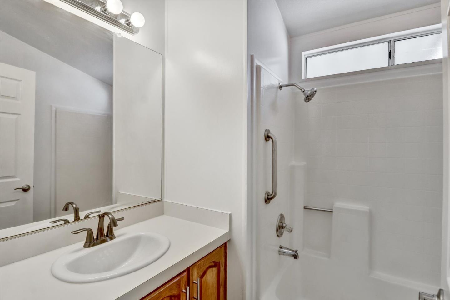 Detail Gallery Image 32 of 37 For 3015 E Bayshore Rd #129,  Redwood City,  CA 94063 - 3 Beds | 2 Baths