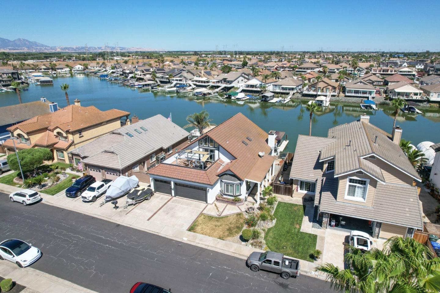 Detail Gallery Image 38 of 39 For 1944 Windward Pt, Discovery Bay,  CA 94505 - 5 Beds | 2/2 Baths