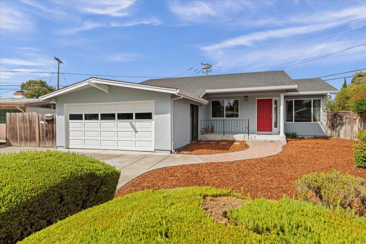 Detail Gallery Image 1 of 1 For 726 Lakemuir Dr, Sunnyvale,  CA 94089 - 3 Beds | 2 Baths