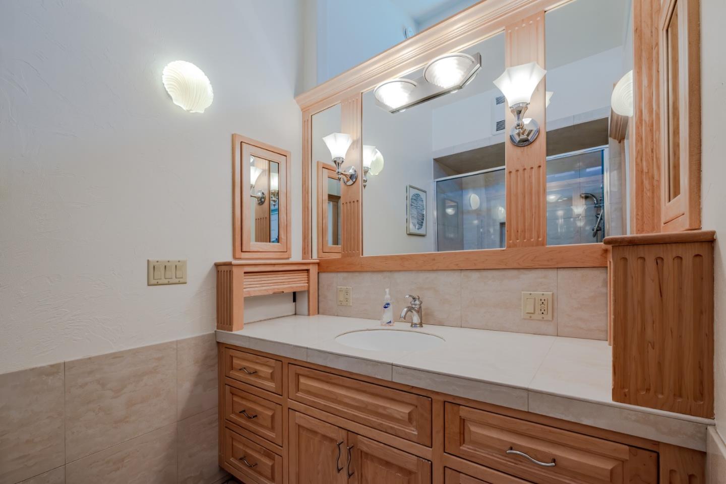 Detail Gallery Image 19 of 45 For 745 Las Olas Drive, Aptos,  CA 95003 - 3 Beds | 3/1 Baths