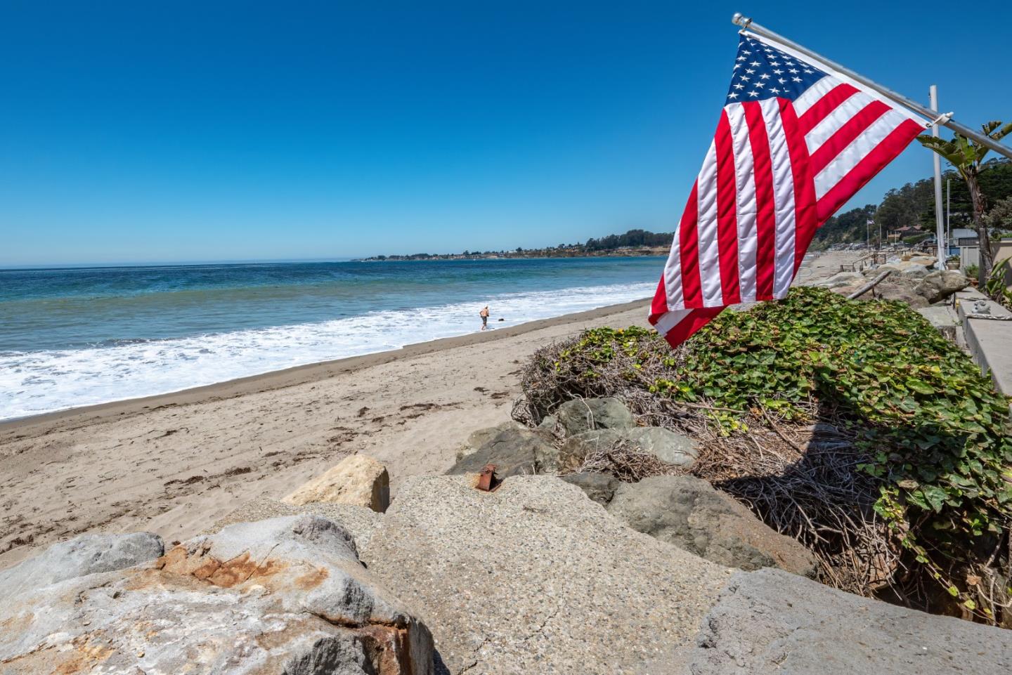 Detail Gallery Image 36 of 45 For 745 Las Olas Drive, Aptos,  CA 95003 - 3 Beds | 3/1 Baths