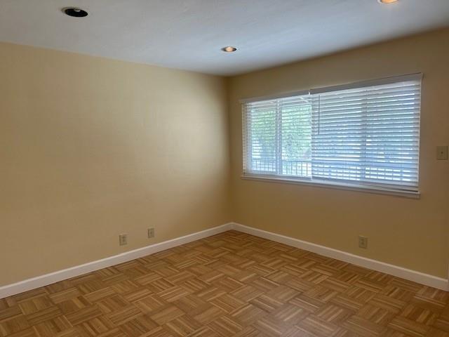 Detail Gallery Image 7 of 11 For 1950 Ivy St #6,  San Mateo,  CA 94403 - 1 Beds | 1 Baths