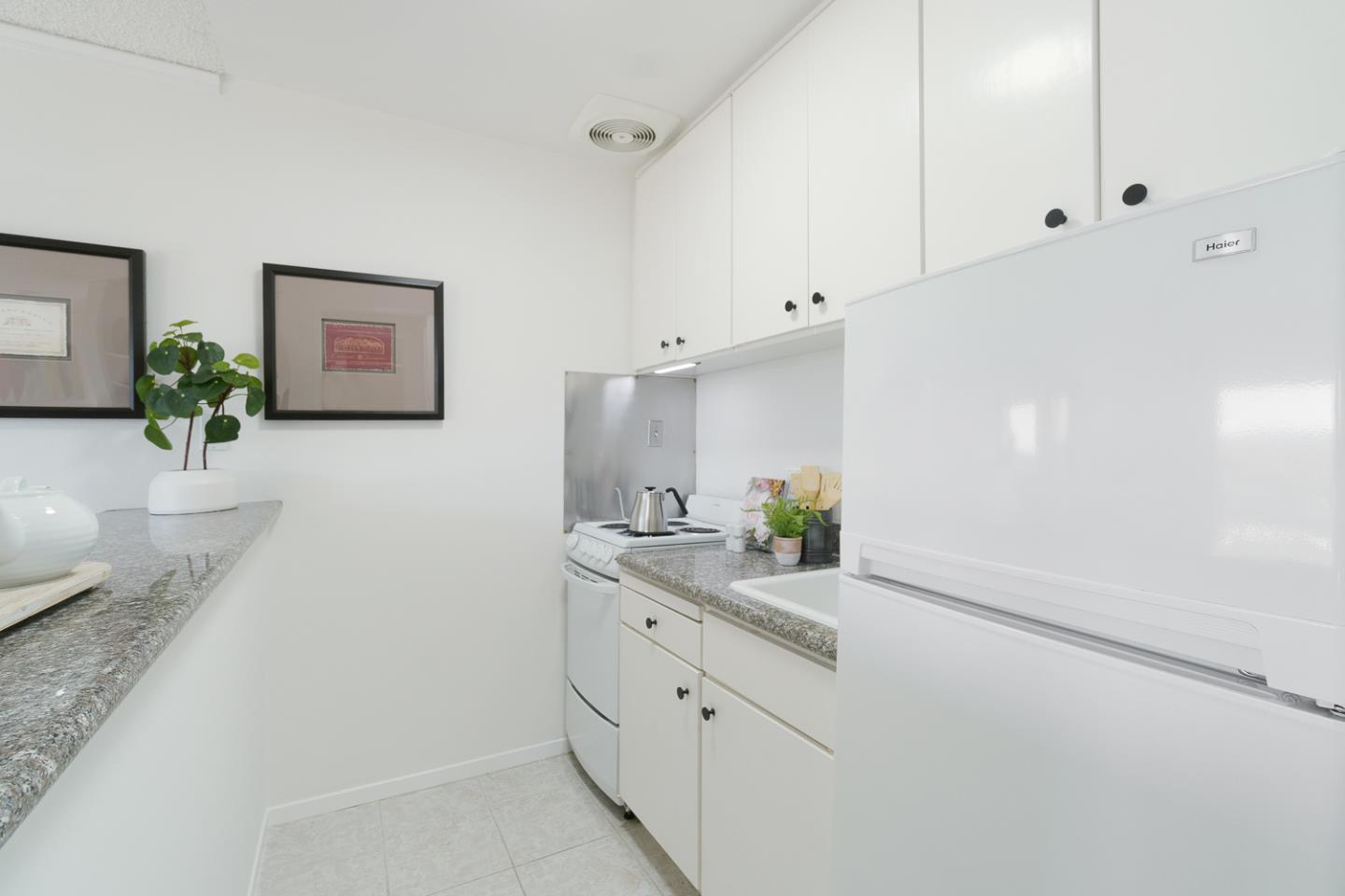 Detail Gallery Image 4 of 20 For 814 N Delaware St #412,  San Mateo,  CA 94401 - 0 Beds | 1 Baths