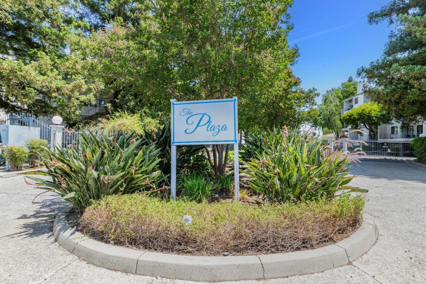 Detail Gallery Image 1 of 1 For 4681 Albany Cir #146,  San Jose,  CA 95129 - 1 Beds | 1 Baths