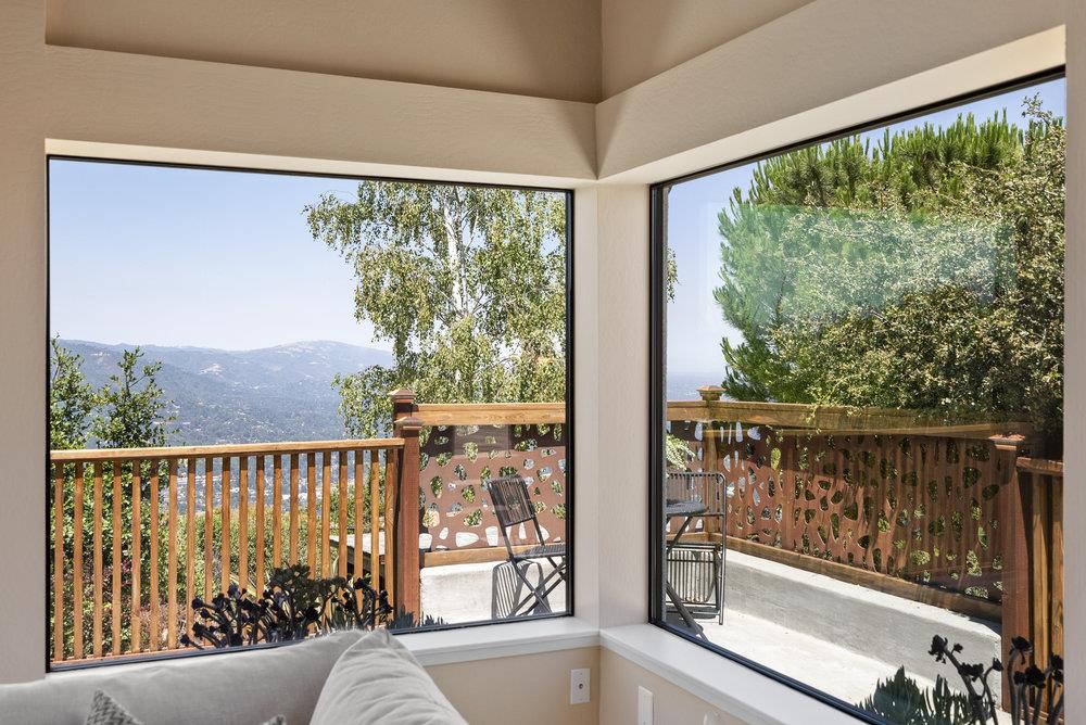 Detail Gallery Image 18 of 82 For 15355 Blackberry Hill Rd, Los Gatos,  CA 95030 - 3 Beds | 2 Baths