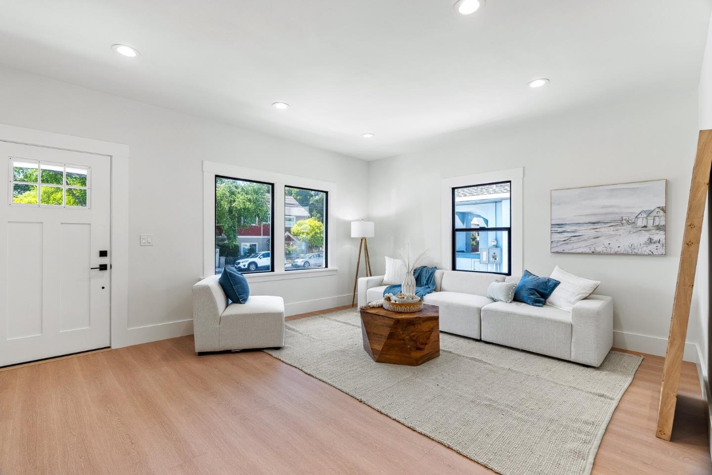 Detail Gallery Image 10 of 45 For 612 Seabright Ave, Santa Cruz,  CA 95062 - 2 Beds | 2 Baths