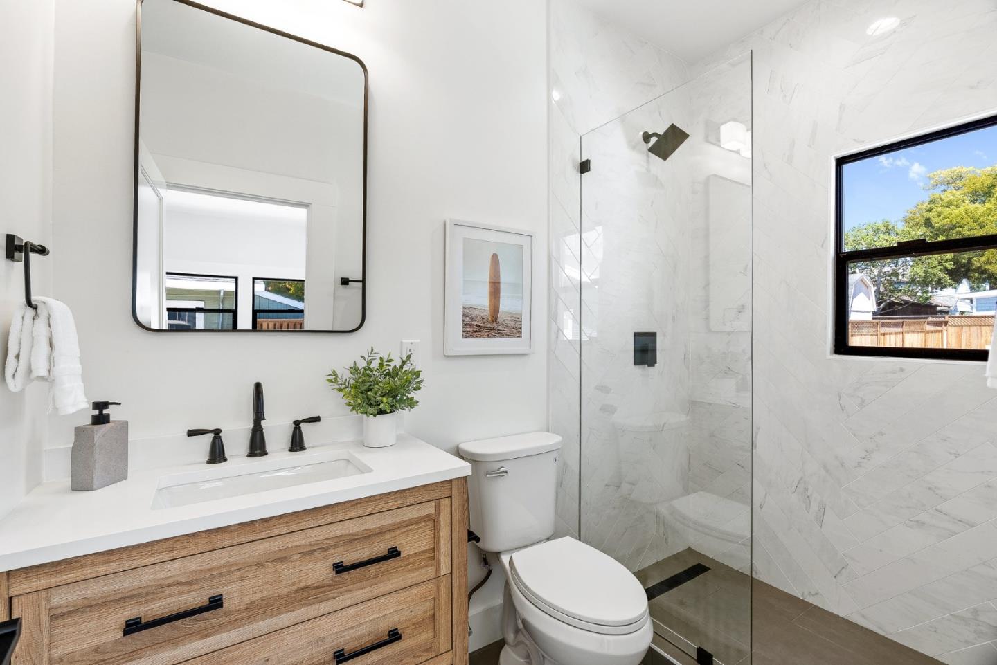 Detail Gallery Image 20 of 45 For 612 Seabright Ave, Santa Cruz,  CA 95062 - 2 Beds | 2 Baths