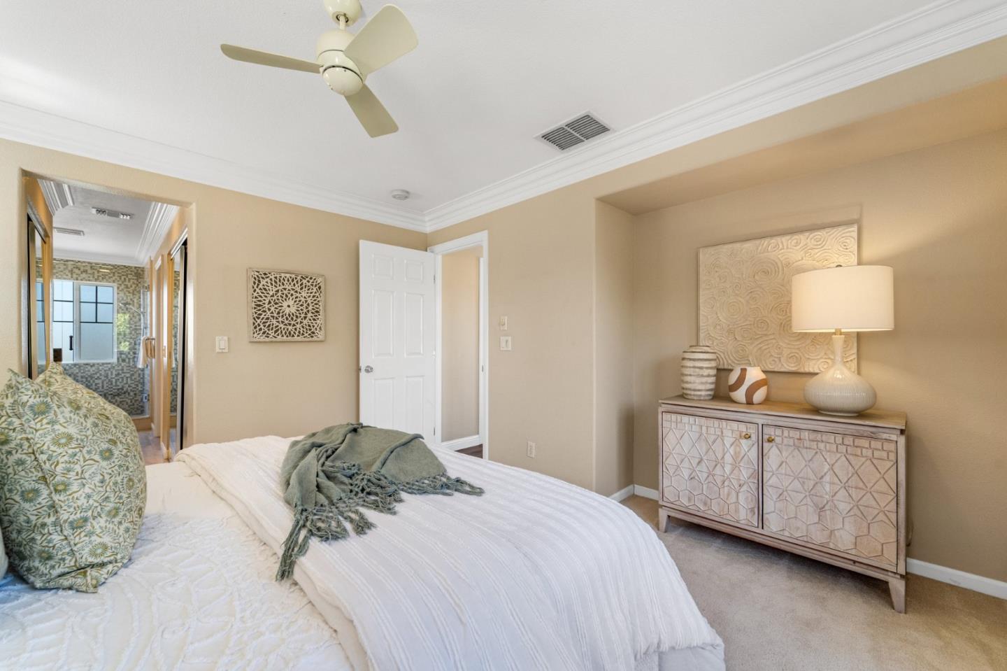 Detail Gallery Image 18 of 32 For 56 Waterford Ct, Campbell,  CA 95008 - 3 Beds | 2/1 Baths