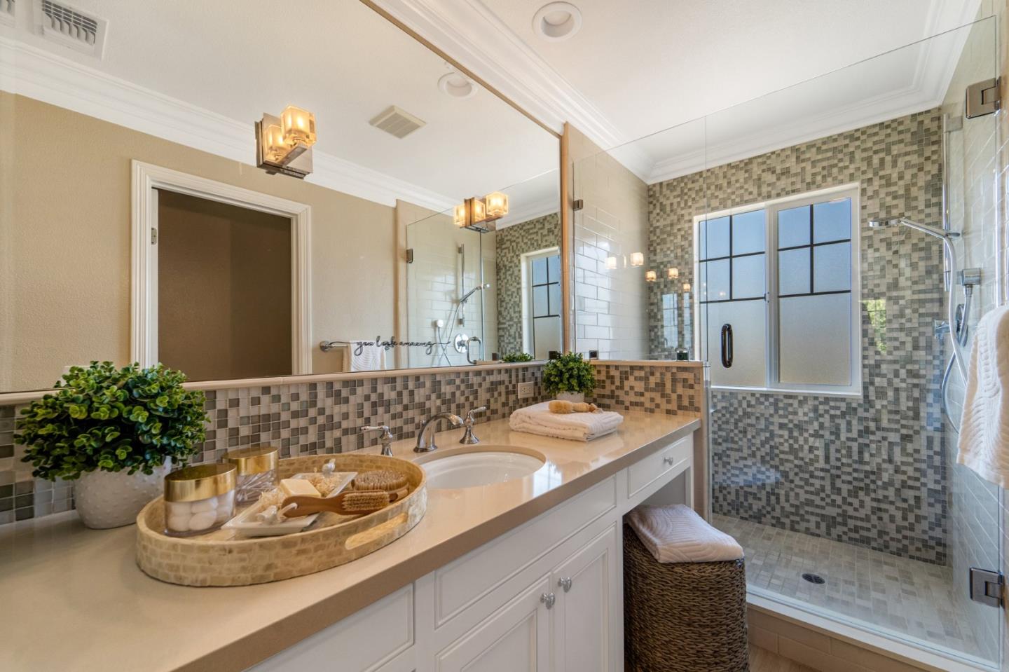 Detail Gallery Image 19 of 32 For 56 Waterford Ct, Campbell,  CA 95008 - 3 Beds | 2/1 Baths