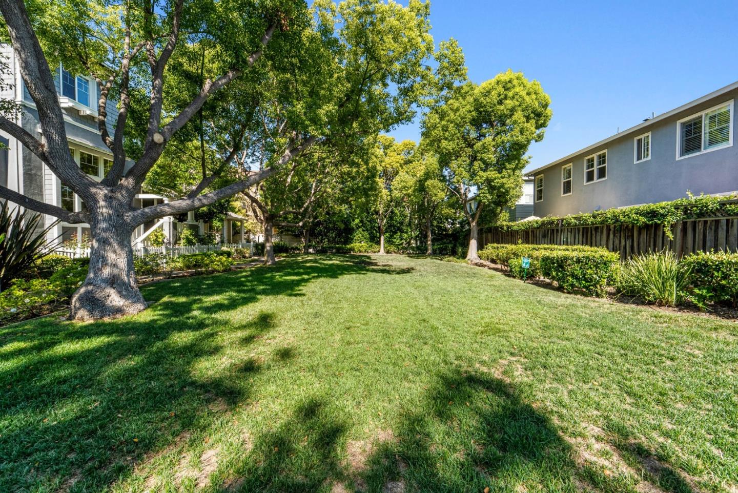 Detail Gallery Image 24 of 32 For 56 Waterford Ct, Campbell,  CA 95008 - 3 Beds | 2/1 Baths